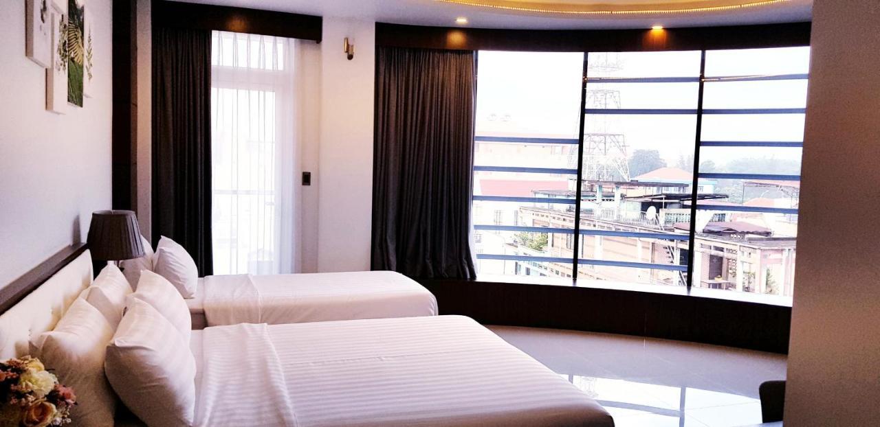 Quoc Thanh Hotel Long Khanh Exterior foto