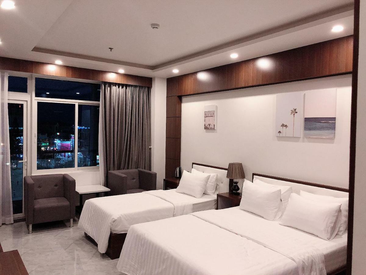 Quoc Thanh Hotel Long Khanh Exterior foto